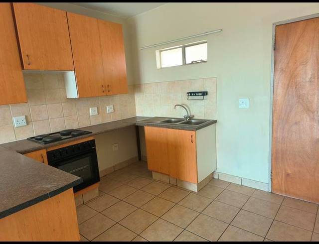 2 BEDROOM PROPERTY TO RENT IN PRETORIA EAST